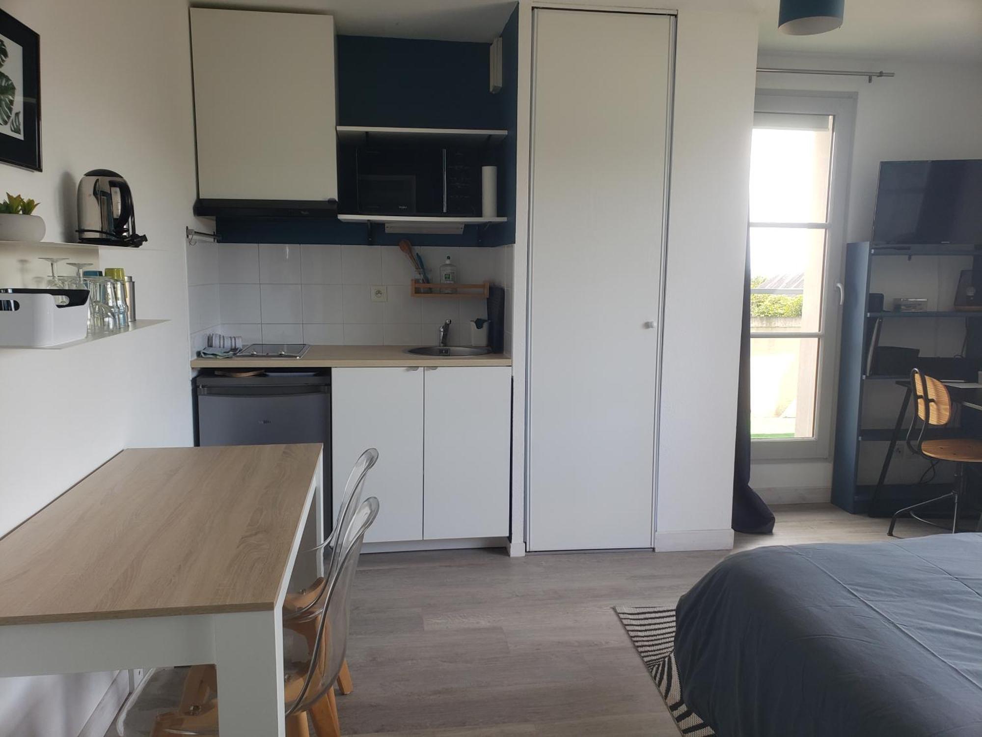 Le Vinci Studio Tout Confort Proche Centre Ville Avec Terrasse Et Parking Blois Exterior foto